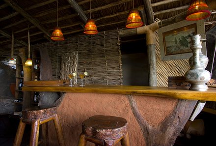 Serengeti mit Kindern individuell - Best of Familiensafari Serengeti - Ngorongoro Krater - Olduvai Camp - Bar