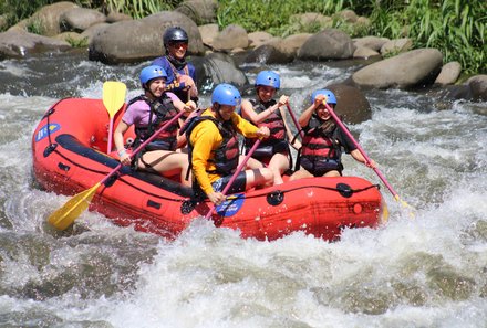 Costa Rica Familienreise - Costa Rica for family  individuell - Gruppe beim Raftingabenteuer