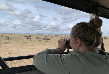 Familie Albrecht auf Reisen - Nadja Albrecht in Tansania - Safari