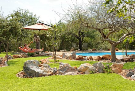 Familienurlaub Namibia - Namibia for family - Taleni Etosha Village Pool