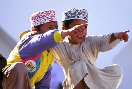 Erfahrung im Oman mit Kindern - Oman Rundreise mit Kindern - einheimische Kinder