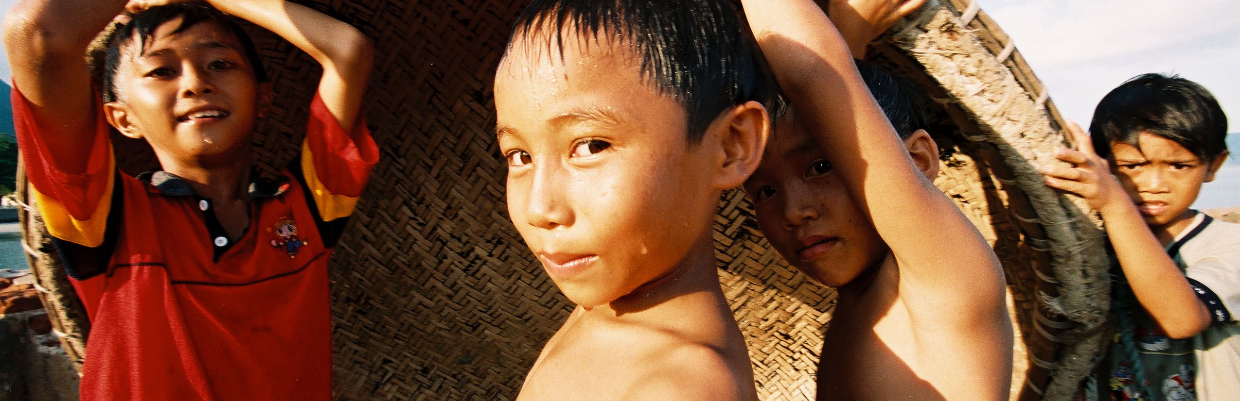 Familienreise Vietnam - einheimische Kinder
