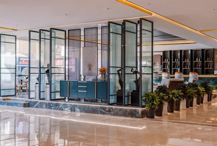 China Family & Teens - Hotel Renjoy - Lobby
