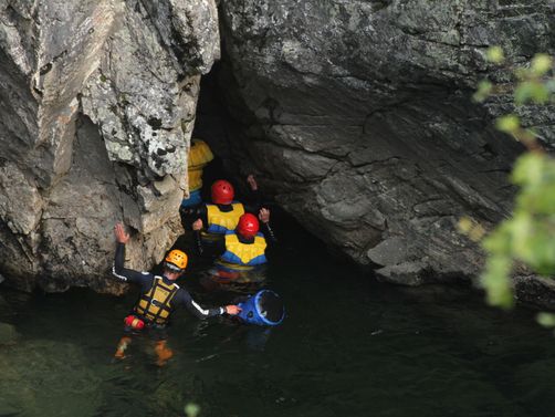 Norwegen mit Kindern - Norwegen for family - Wanderung durch den Canyon