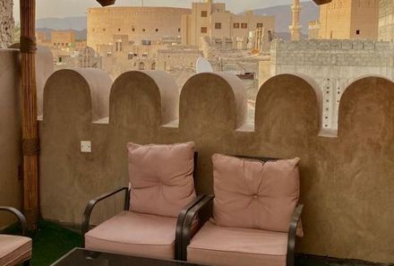 Oman mit Jugendlichen - Oman Family & Teens - Nizwa - Heritage Inn - Terrasse