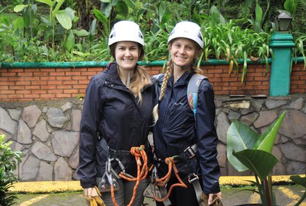 Costa Rica Familienreise - Costa Rica Family & Teens - Ziplining - Fabienne Cselovszki und Svenja Fiestelmann