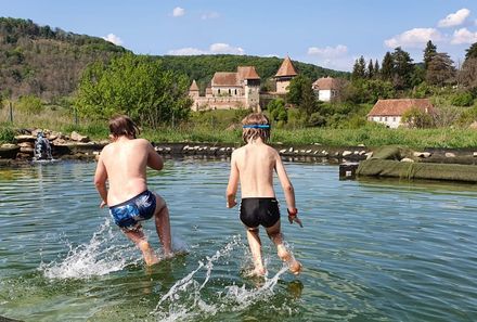 Rumänien Familienreise - Alma Vii - neuer Schwimmteich