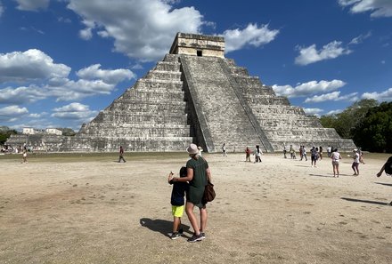 Familie Albrecht auf Reisen - Nadja Albrecht in Mexiko - Chichen Itza