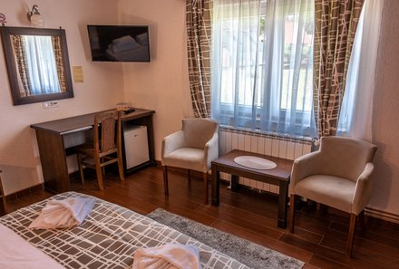 Familienreise in Montenegro - Montenegro mit Kindern - Hotel Zlatni Zablijak - Sitzecke