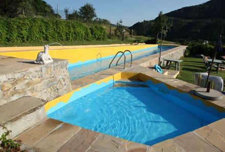 Familienurlaub in Piemont - Pool Azienda Gallo