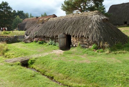Schottland Familienreise - Schottland mit Kindern - Hütte im Folksmuseum
