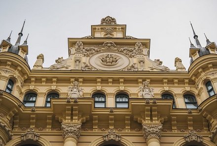 Baltikum for family individuell - Baltikum Familienreise mit Kindern - Estland - Riga Gebäude