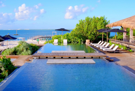 Mexiko for family Deluxe - Nizuc Resort & Spa - Pool