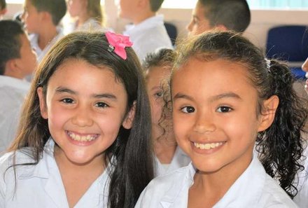 Costa Rica mit Kindern - Costa Rica Family & Teens - Kinder lachen - Schule