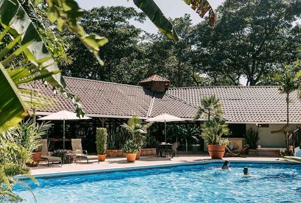 Costa Rica mit Kleinkindern - Tortuguero Nationalpark - Mawamba Lodge - Pool