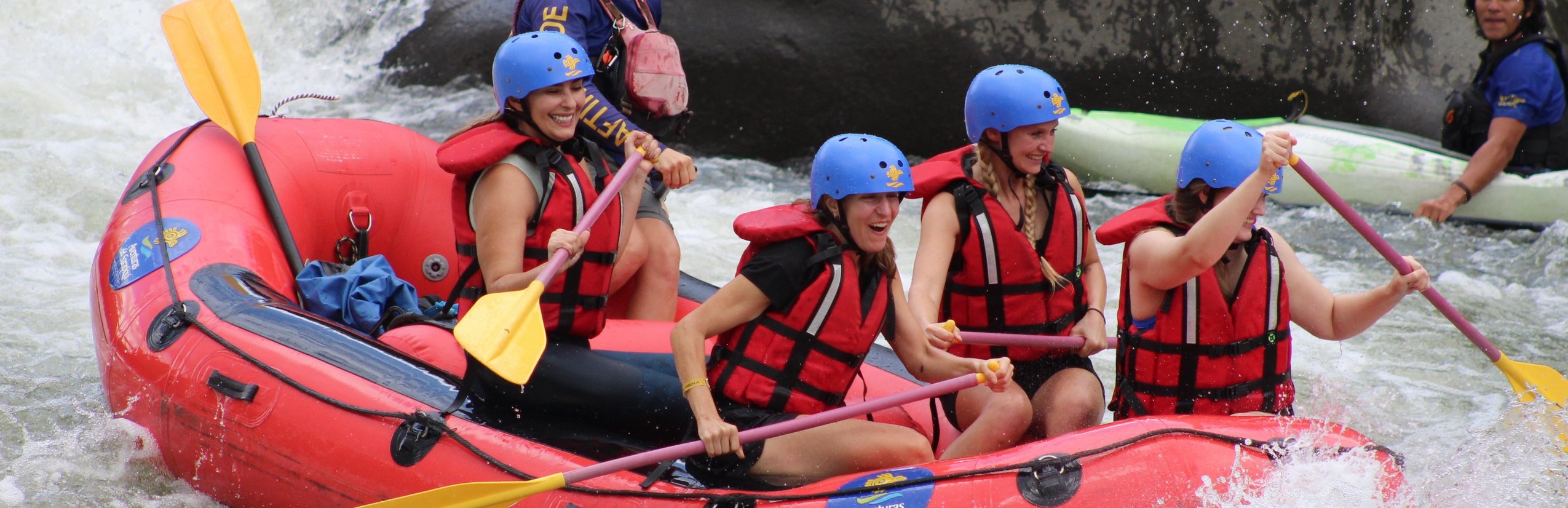 Action Urlaub mit Jugendlichen - Reiseziele Bucketlist für Fernreisen mit Jugendlichen - Rafting
