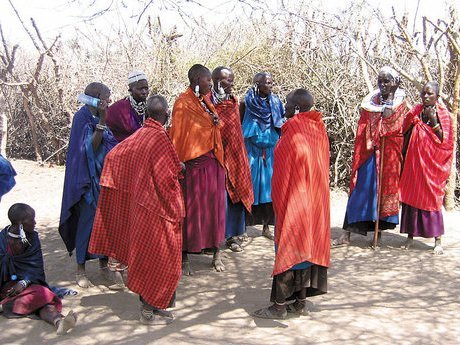 Ab in den Busch - Mit Kindern auf Safari in Tansania, Namibia und Südafrika - Tansania mit Kindern - Zu Besuch im Massaidorf