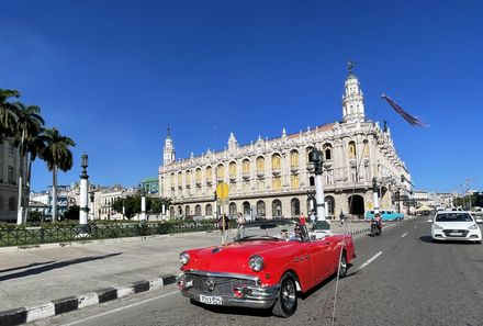 Kuba Familienreise - Kuba Family & Teens - Oldtimer-Fahrt durch Havanna