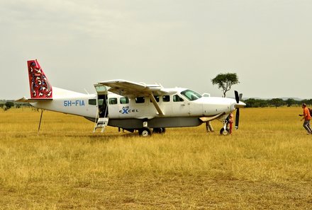 Serengeti mit Kindern individuell - Best of Familiensafari Serengeti - Safariflugzeug