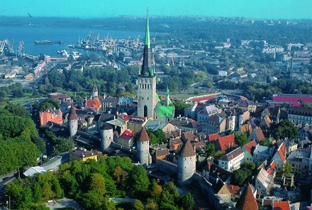 Baltikum for family individuell - Baltikum Familienreise mit Kindern - Estland - Tallin Stadtblick