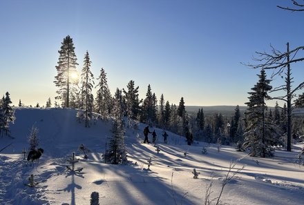 Schweden for family Winter - Schneeschuhwanderung - Landschaft mit Schnee