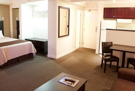 Westkanada for family - Century Plaza Hotel - Zimmer