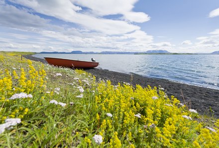 Island Familienreise - Island for family individuell - Boot am Wasser 