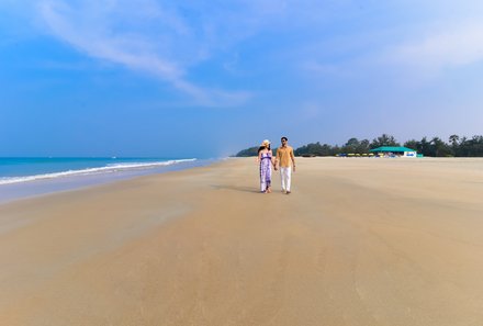 Indien mit Kindern - The Zuri White Sands Goa Resort - Spazieren am Strand