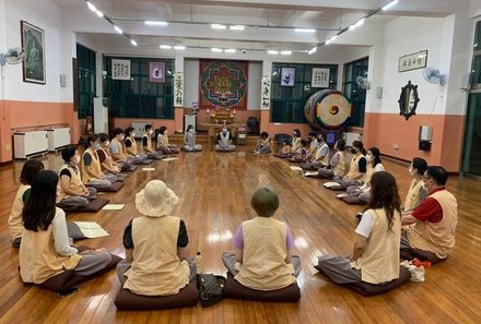 Südkorea for family - Golgulsa Templestay - Meditation