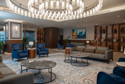 Jordanien for family individuell - Radisson Blu Hotel Amman Galleria Mall - Lounge