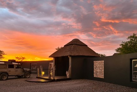 Namibia mit Kindern - Namibia individuell - Etosha Nationalpark - Etosha Oberland Lodge - Eingang