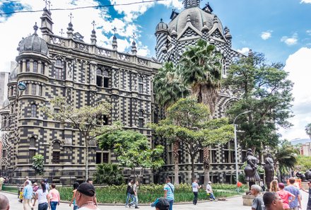 Kolumbien Familienreise - Kolumbien Family & Teens - Medellin Plaza Botero