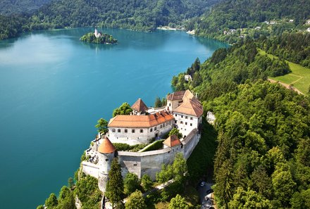 Slowenien for family - Slowenien Familienreise - Bleder See mit Burg