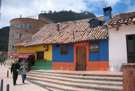 Kolumbien Familienreise - Kolumbien Family & Teens - Buntes Haus in Bogota