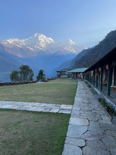 Feedback NPFFAL Ostern 2023 - Nepal for family - Blick auf das Gebirge