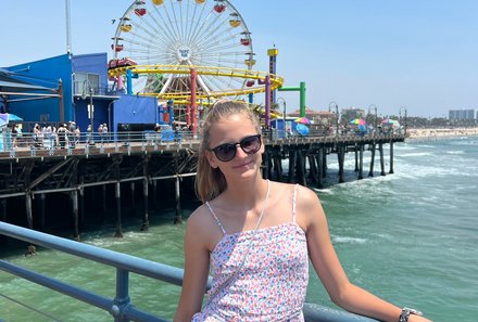 USA Südwesten mit Kindern - USA Westküste for family individuell - Abenteuer im Wilden Westen - Mädchen am Santa Monica Pier