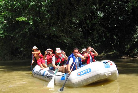 Familienreise Costa Rica individuell - Gruppe beim Rafting