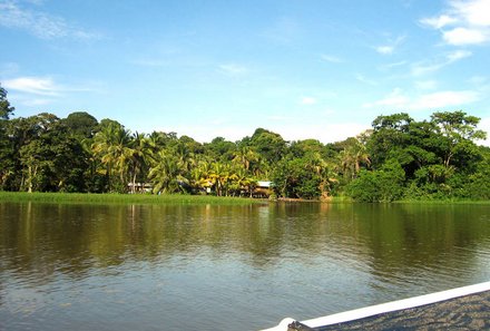 Costa Rica Familienreise - Costa Rica individuell - Tortuguero - Blick auf den Kanal