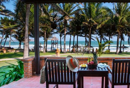 Vietnam Familienreise Verlängerung - Vietnam for family - Pandanus Resort - Veranda mit Meerblick