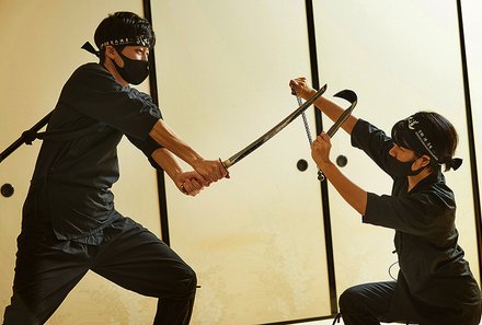 Japan for family - Samurai Ninja Museum - Zwei Samurai Kämpfer
