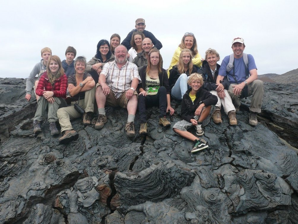 Familienreise Ecuador & Galapagos - Familien auf dem Vulkan Cotopaxi