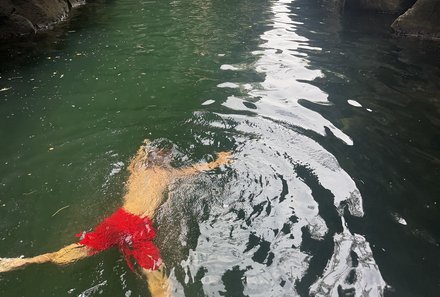 Familienreise Galapagos und Ecuador - Galapagos Family & Teens - Schwimmen Las Grietas 