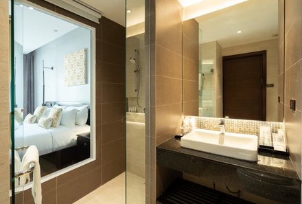 Laos & Vietnam Familienreise - Laos Reise mit Kindern - Mintra Hotel Vientiane Badezimmer