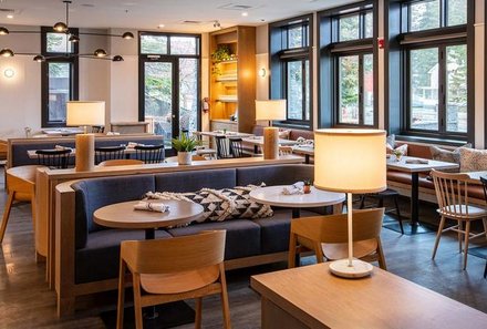 Westkanada for family - Elk + Avenue Hotel - Essensbereich