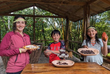 Familienreise Galapagos und Ecuador - Galapagos Family & Teens - Eigene Schokolade herstellen in der Amazonas-Lodge