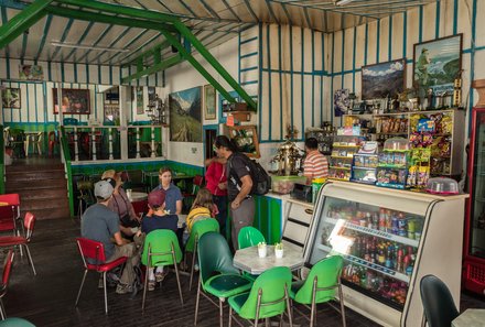 Kolumbien Familienreise - Kolumbien Family & Teens - Restaurant in Salento