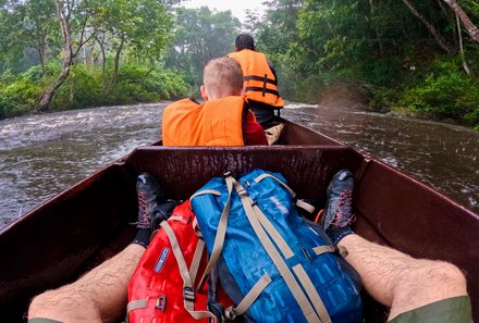 Fravely mit Rucksack ORTLIEB Atrack - For Family Reisen Verlosung - Bootsfahrt im Taman Negara Nationalpark