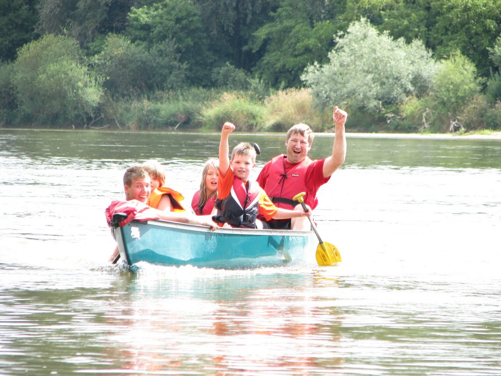 Erlebnisreisen mit Kindern von For Family Reisen - Frankreich mit Kindern - Kanutour