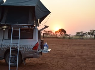 Namibia Familienreise - Dachzelt