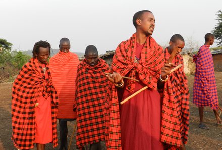 Kenia Familienreise - Kenia for family individuell - Massai Mara - Gruppe von Massai